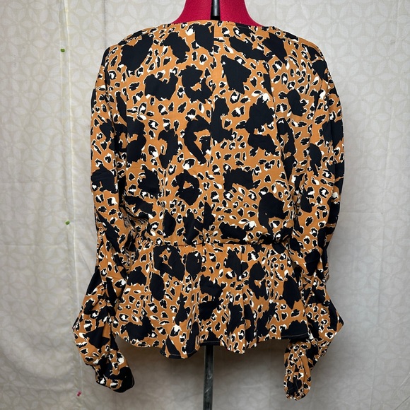 NWT Eloquii Elements Peplum Cheetah Print Top Size 18 - Picture 8 of 8